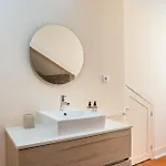Downtown Arch - Ac & Wifi Apartment *